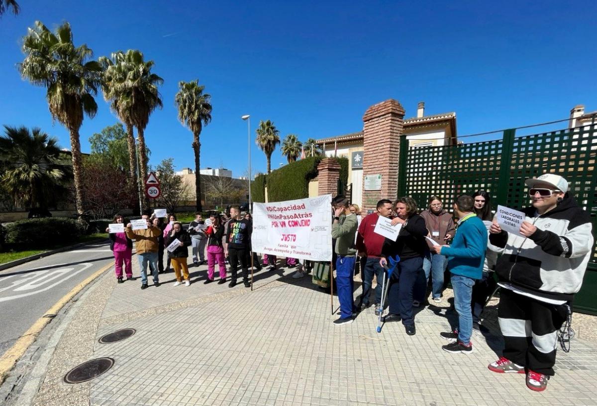 Las movilizaciones afectan en Granada a ms de 2.000 personas